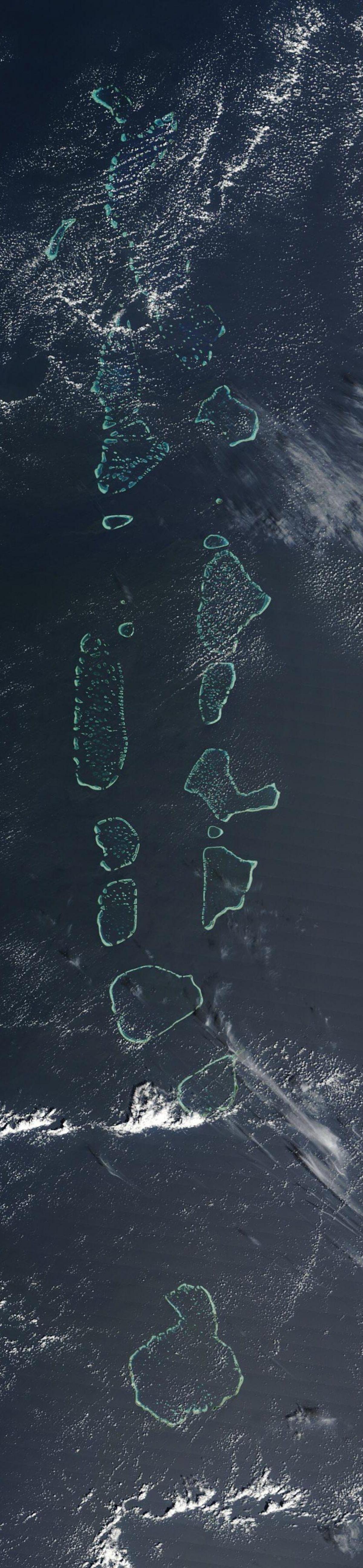 карта Малдиви сателит